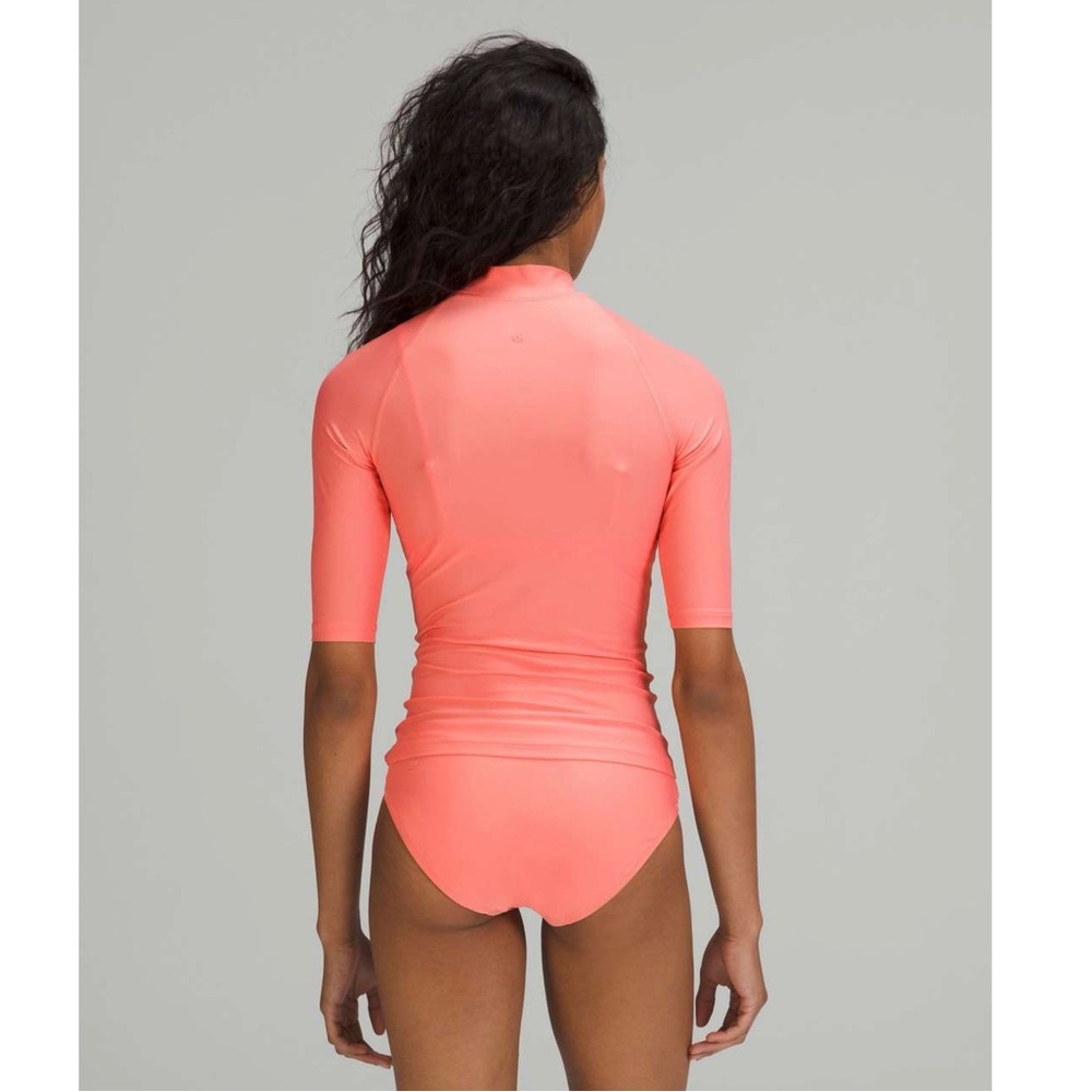 Lululemon Waterside UV Protection Short-Sleeve Rash Guard Raspberry Cream sz L - Picture 2 of 6